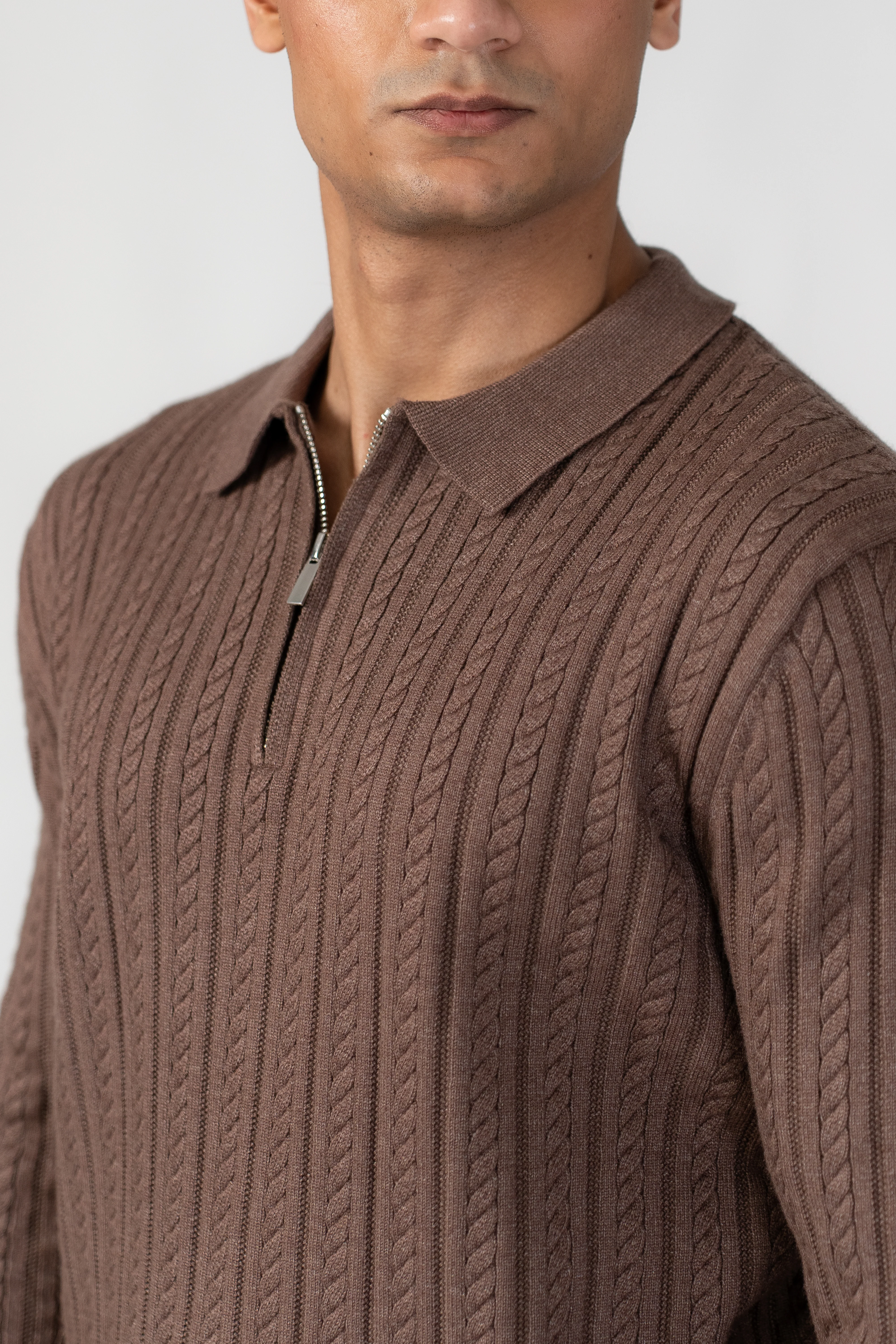 BROWN CABLE KNIT HALF ZIP SWEATER POLO - Image 2