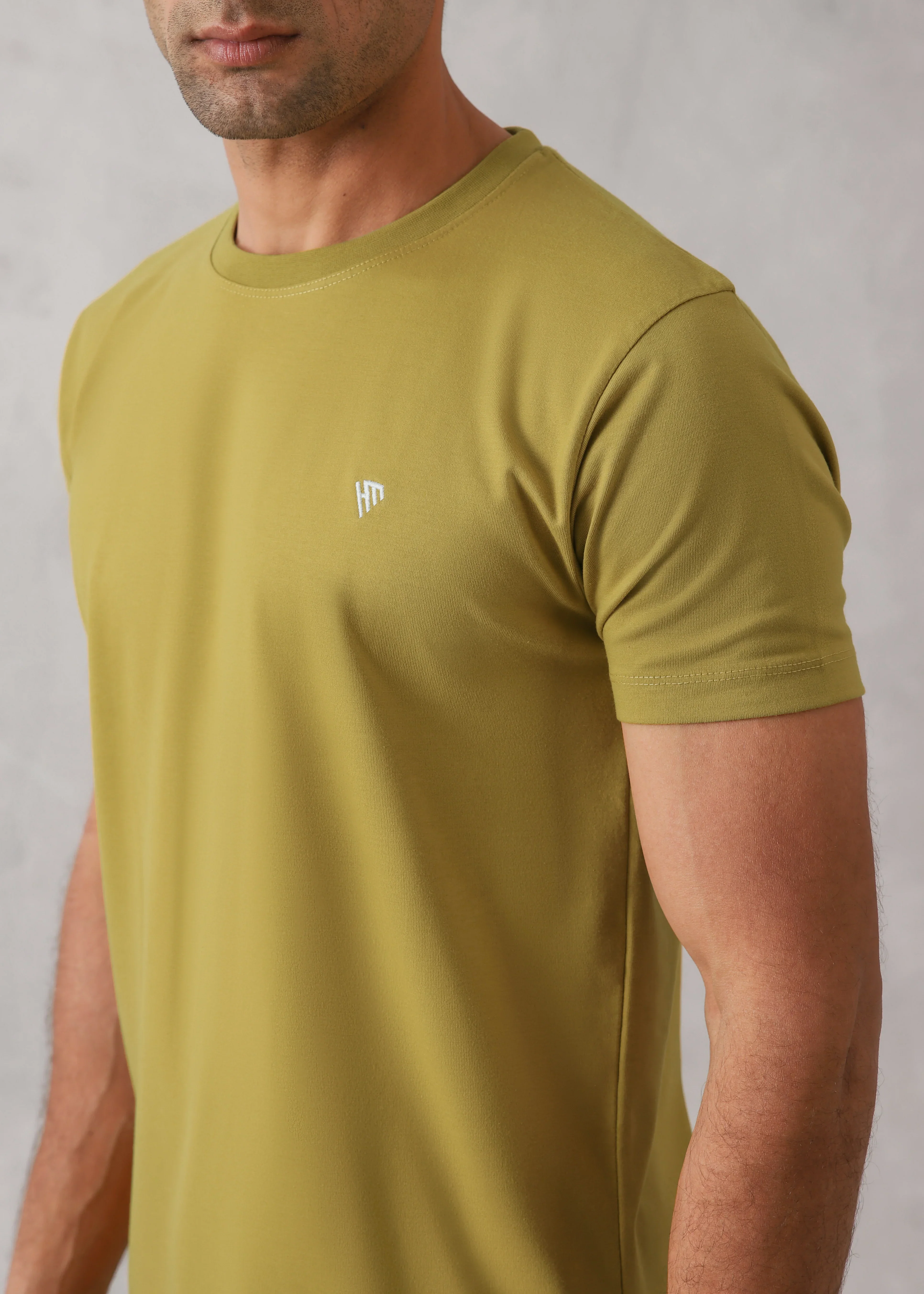 GOLDEN OLIVE TEE - Image 3