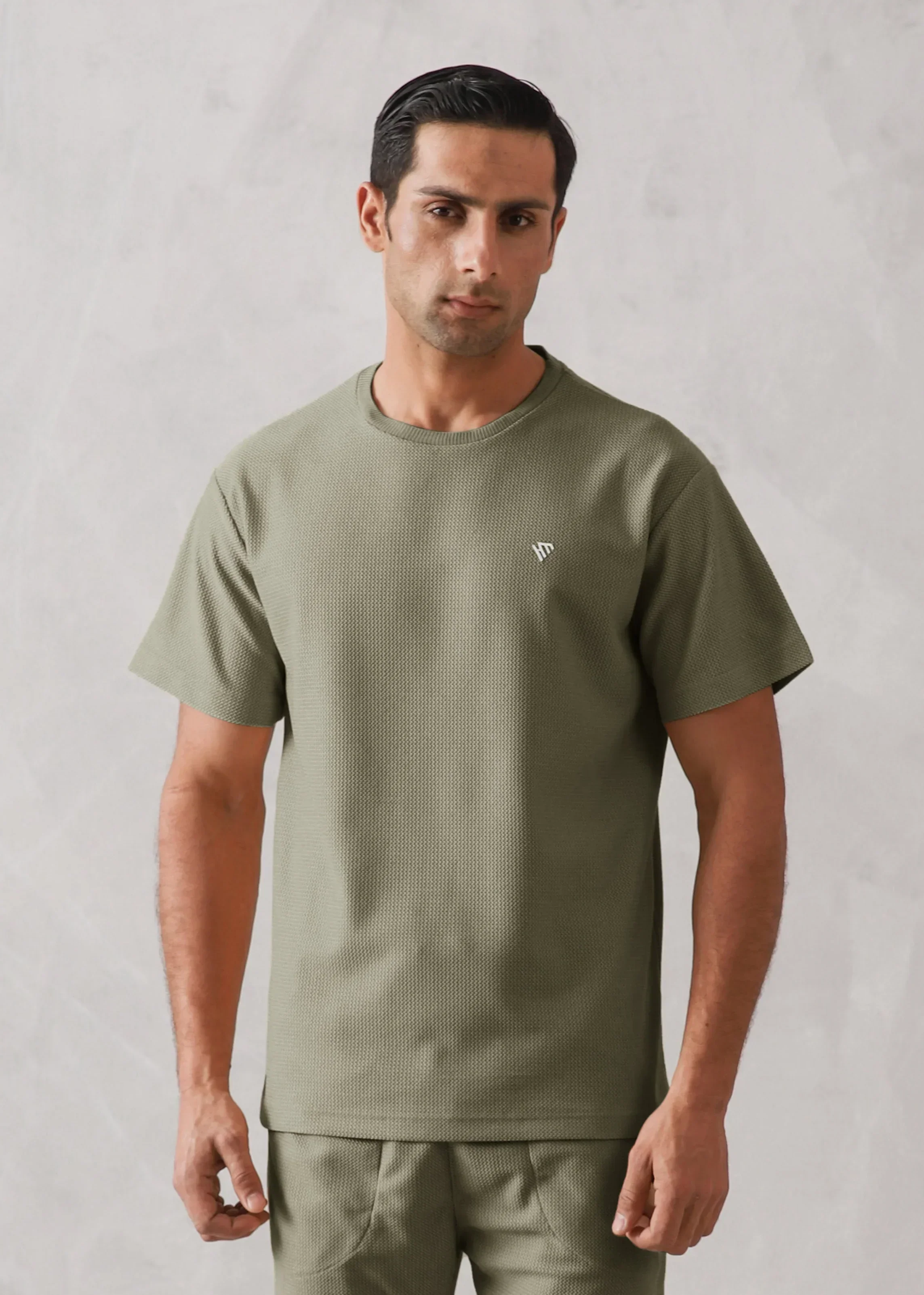 OLIVE WAFFLE KNIT TEE - Image 2