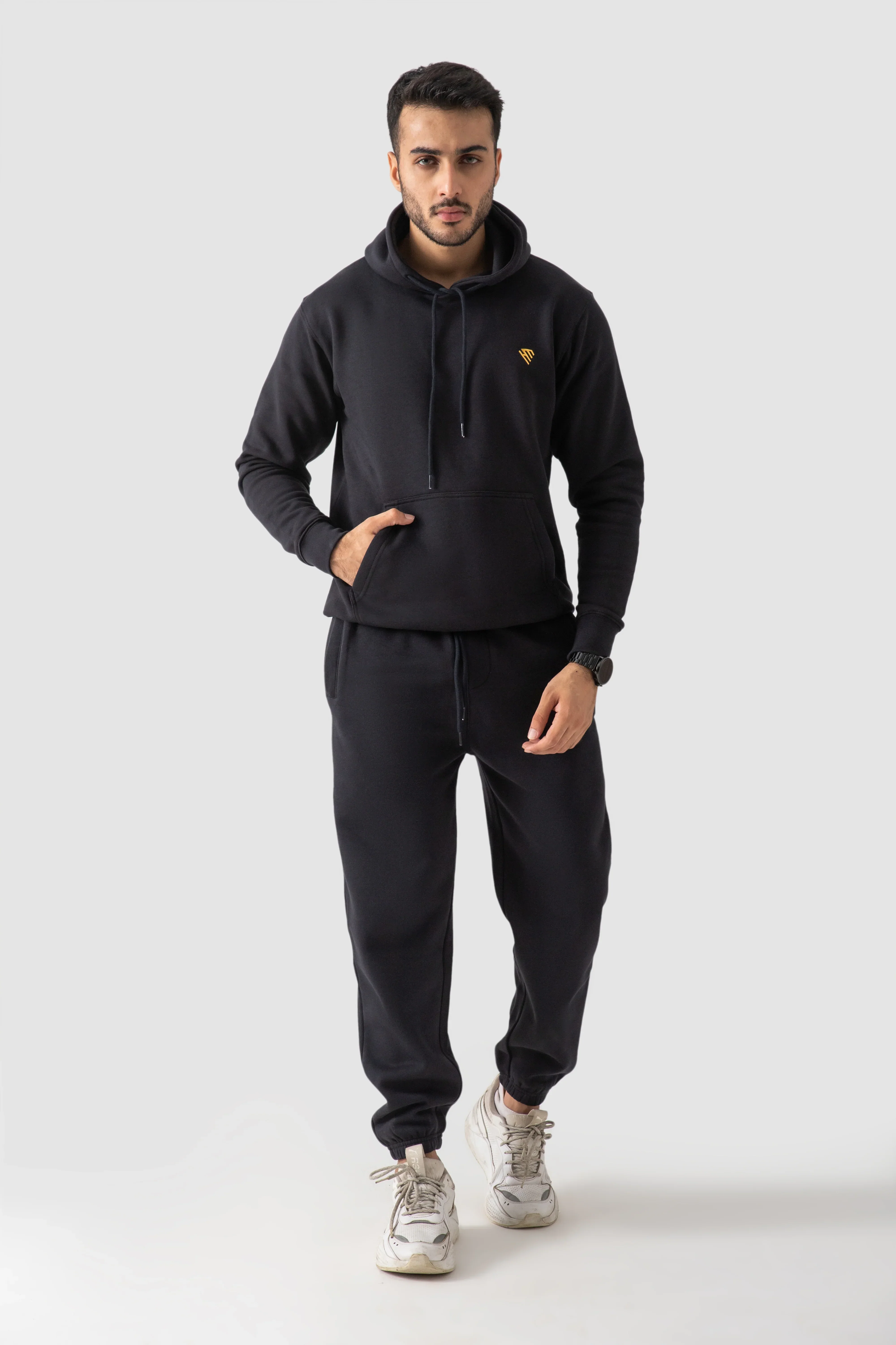 PULLOVER HOODIE-BLACK - Image 3