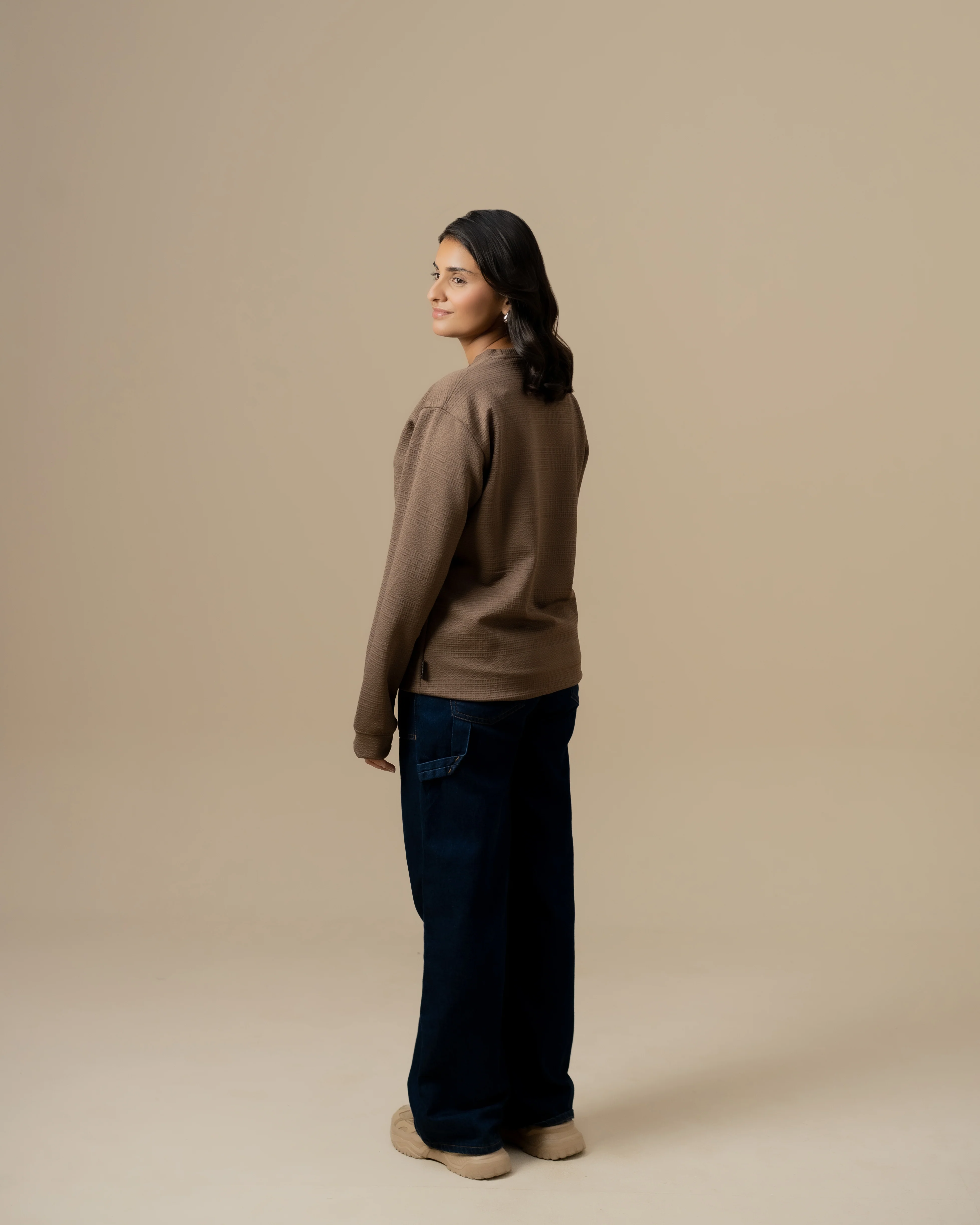 WOMEN BROWN JACQUARD SWEATSHIRT - Image 4