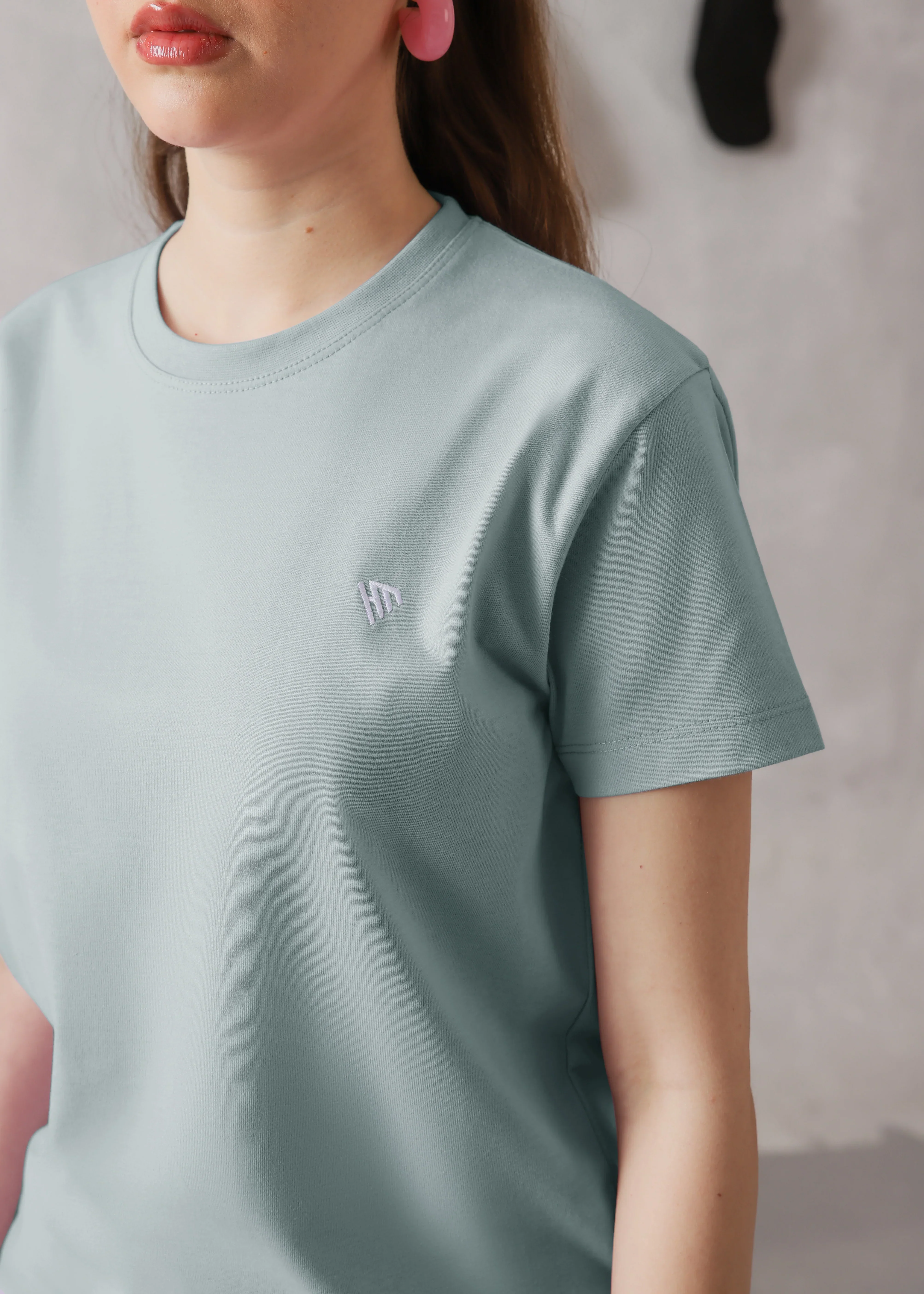 WOMEN DUSTY MINT TEE - Image 3