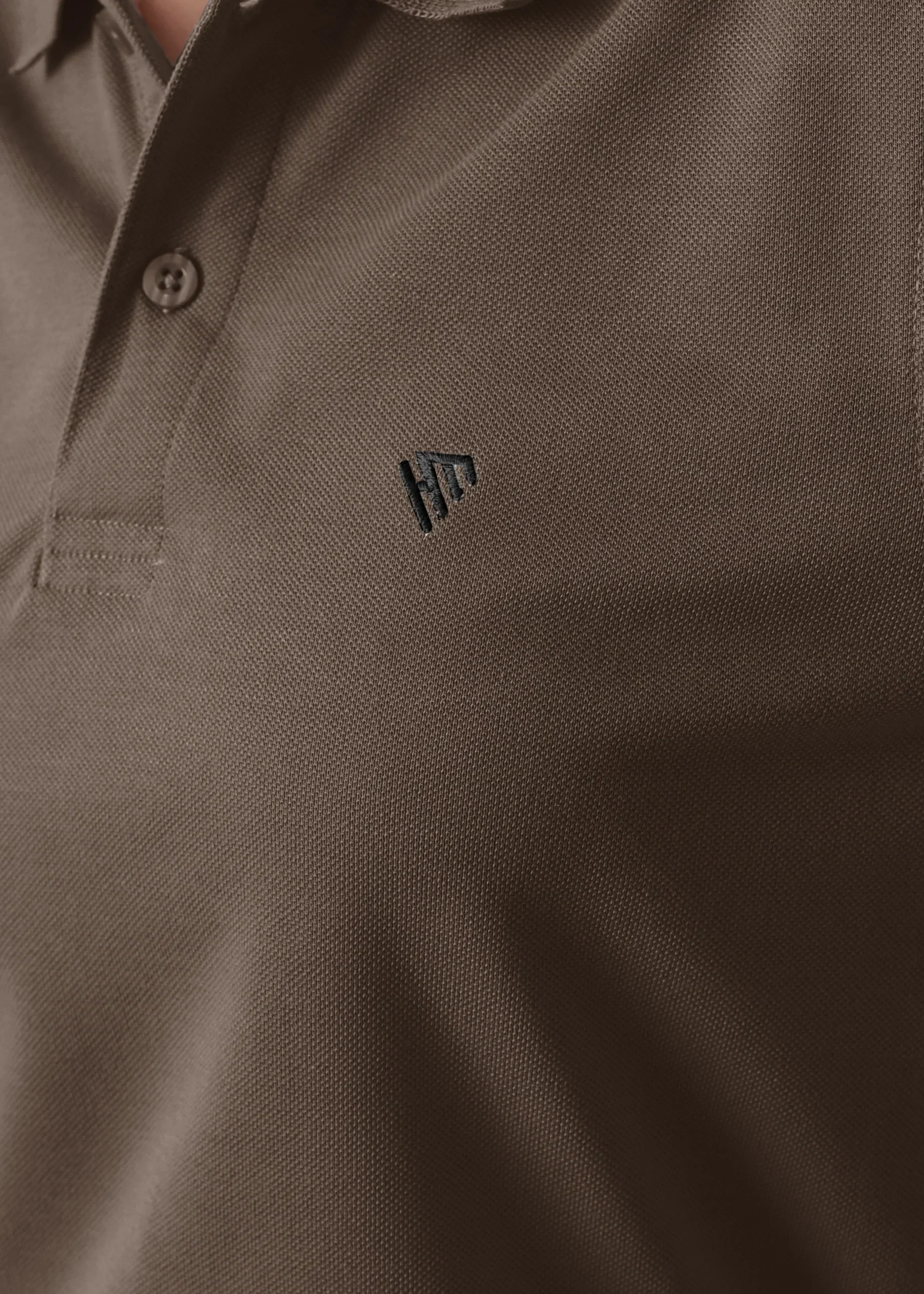 WOMEN HAZELNUT BASIC POLO - Image 4