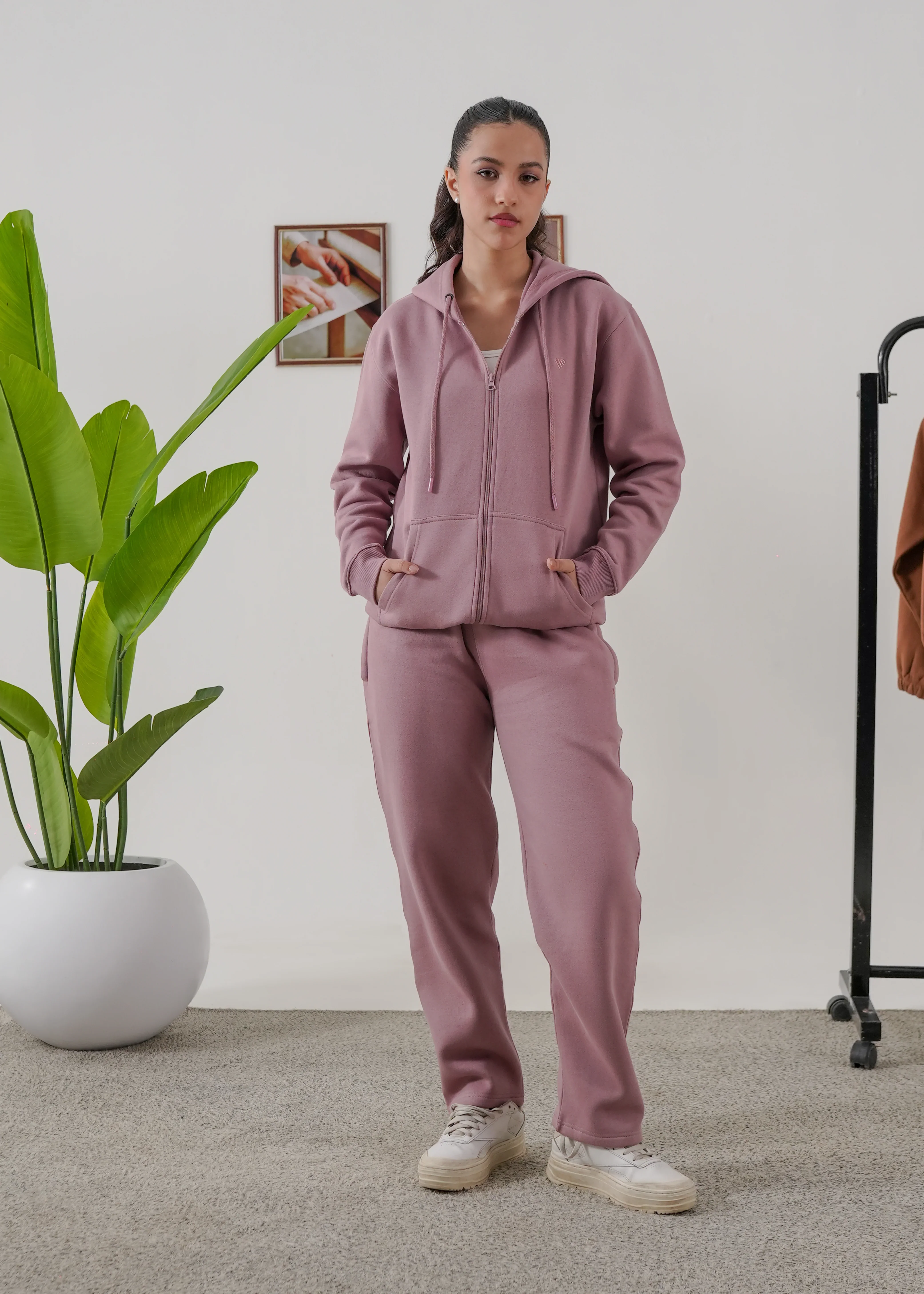 WOMEN SALE